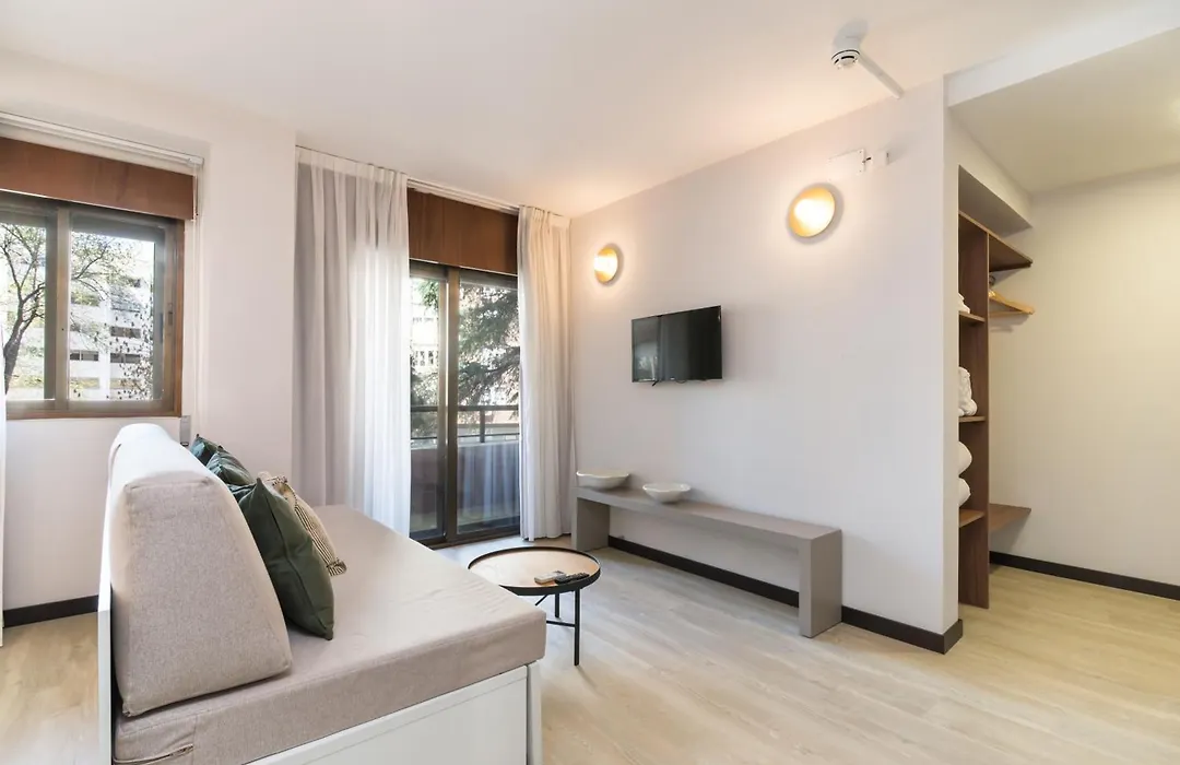 Roisa Hostal Boutique-1